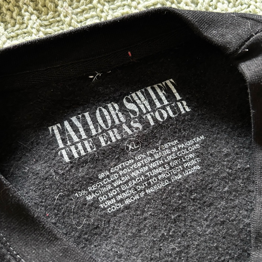 Taylor Swift Black Tour Sweatshirt - Picture 3 of 3